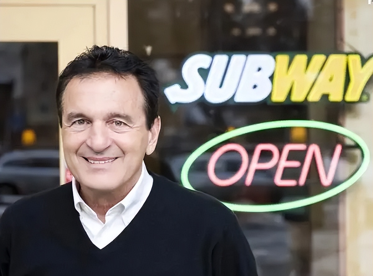 关店6000家5年亏40亿,关店800家