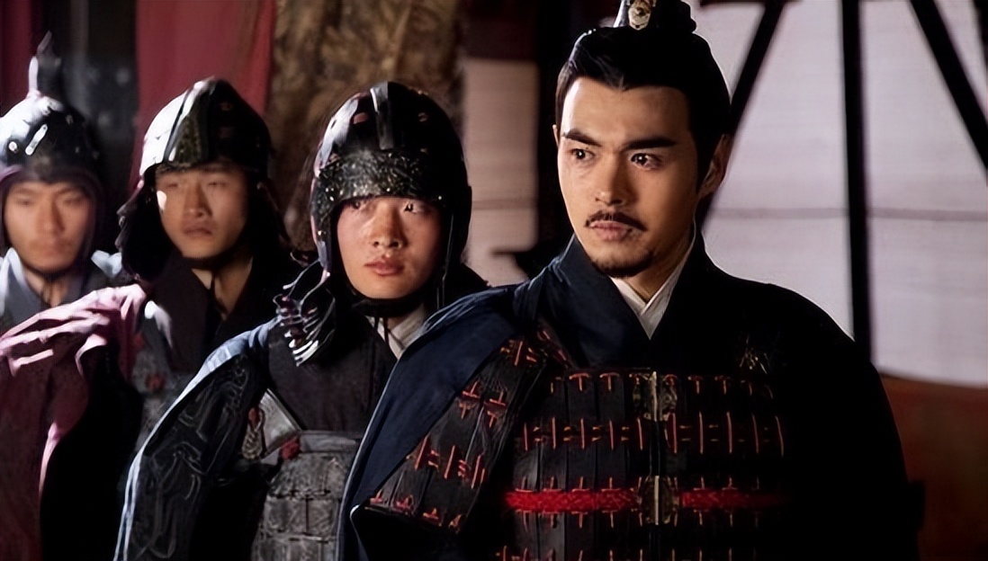 刘秀昆阳之战砸陨石,刘秀昆阳之战陨石的记载