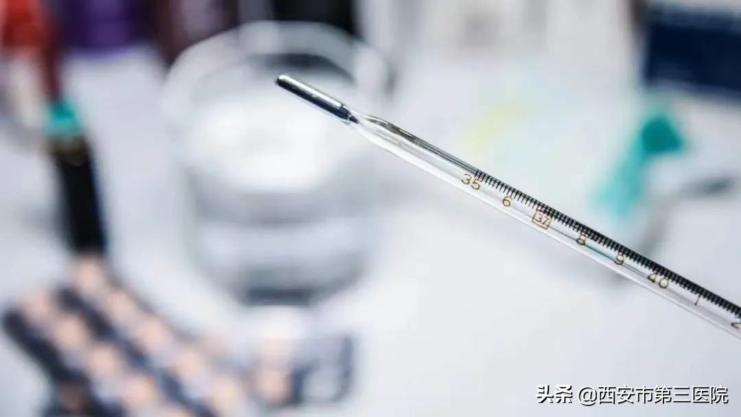 头疼发热是高反吗,头痛体温就高是怎么回事