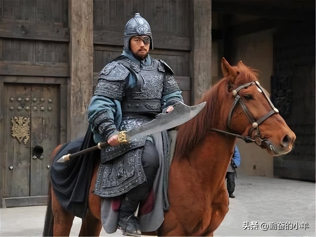 曹操武将夏侯惇居然是武将之首,曹操夏侯惇程昱最强战法