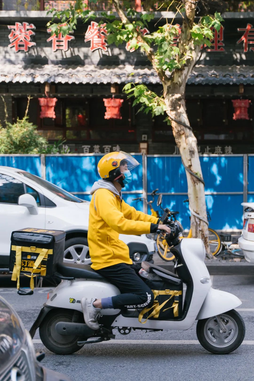最惨的餐饮业现状,全国餐饮业倒闭数量和开店数量
