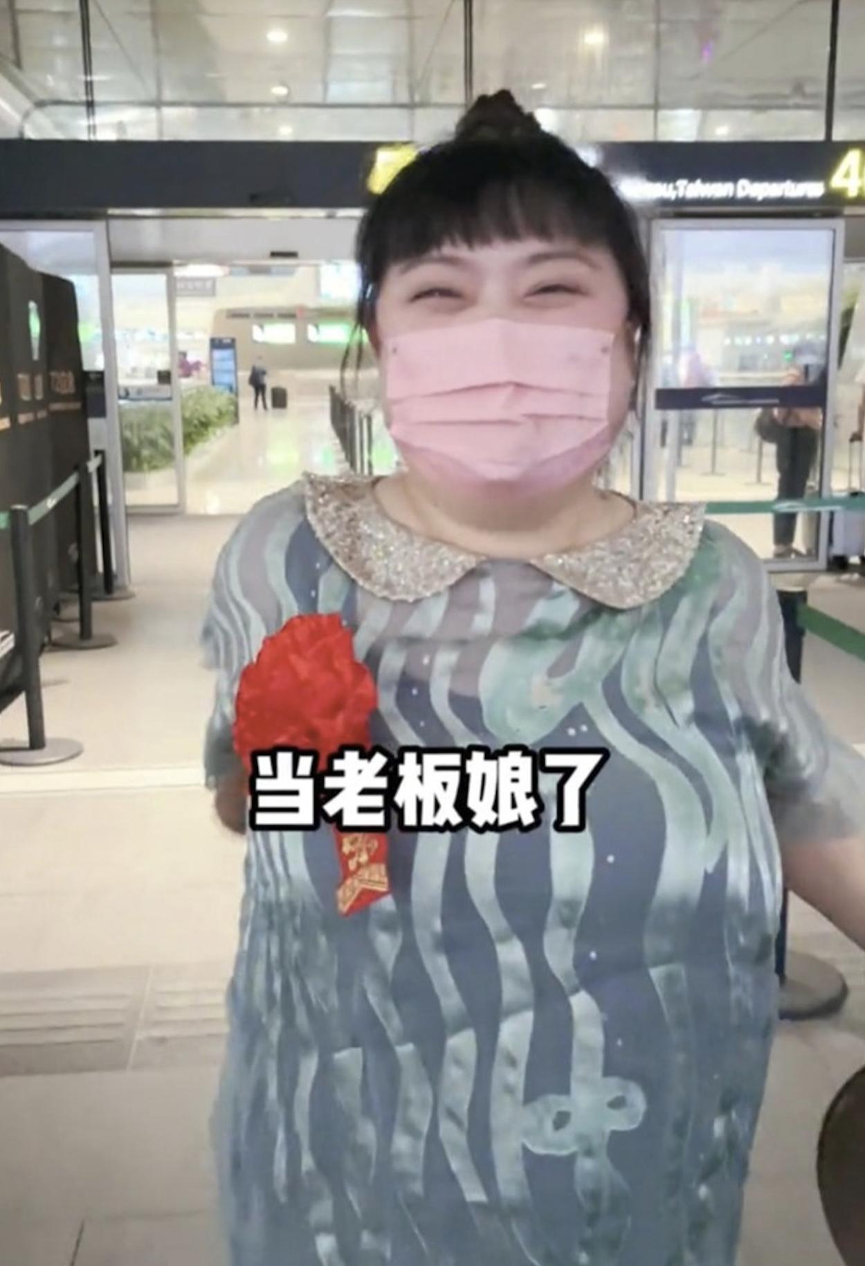 陈嘉佳直播间现场直播卖货,陈嘉佳从tvb到带货网红