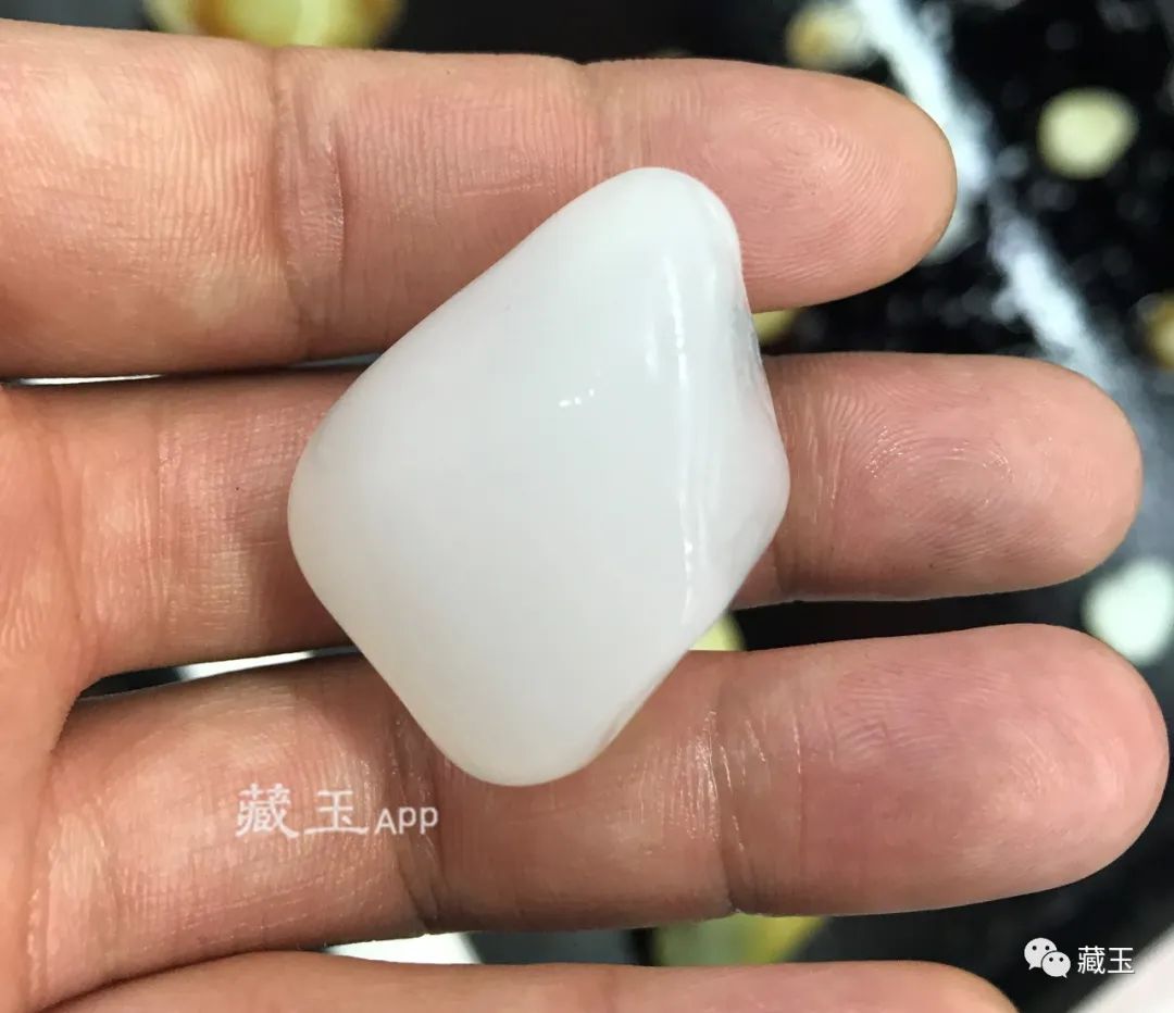 一年售出超百亿件的商品,为什么羊脂白玉收藏价值最高