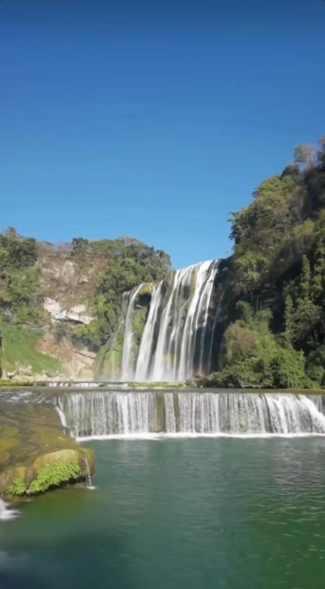 贵州旅游气势磅礴的黄果树瀑布,贵州著名的旅游景点黄果树瀑布