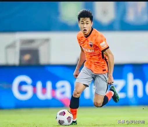 前国足球员涉赌跑路?种种线索指向前山东泰山球员国足白斩鸡代言