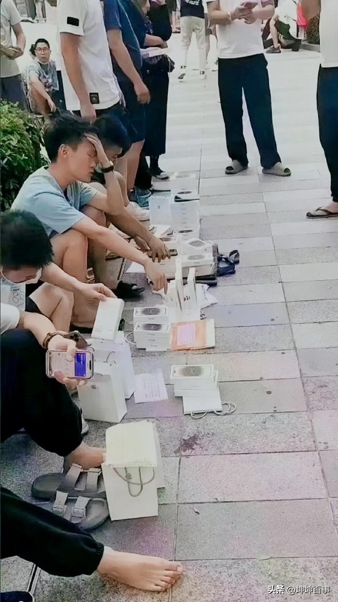 苹果黄牛反向收割,苹果反向扩容后的血泪史