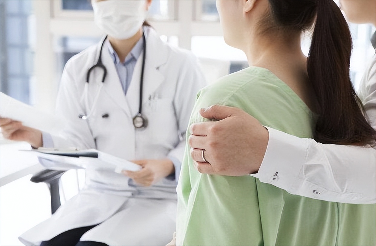 介入手术后发烧正常吗,介入治疗发烧多久才正常