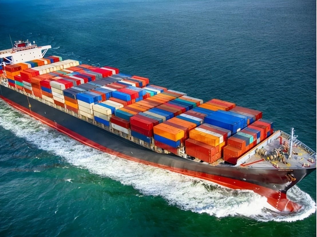 双循环视角下,为优化*疆新**外贸高质量发展,可从哪些方面入手?