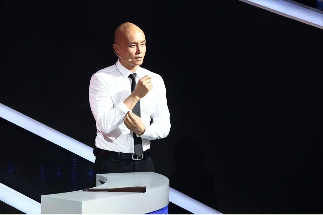 乐嘉这个人现在怎么样了,乐嘉到底是怎么做到的