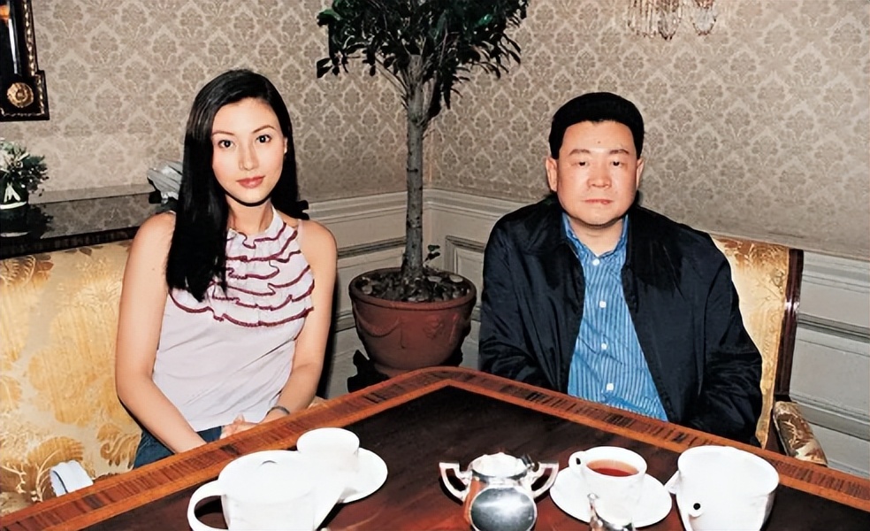 关之琳背了这么多年高尔夫球的黑锅，如今终于被刘銮雄澄清了！