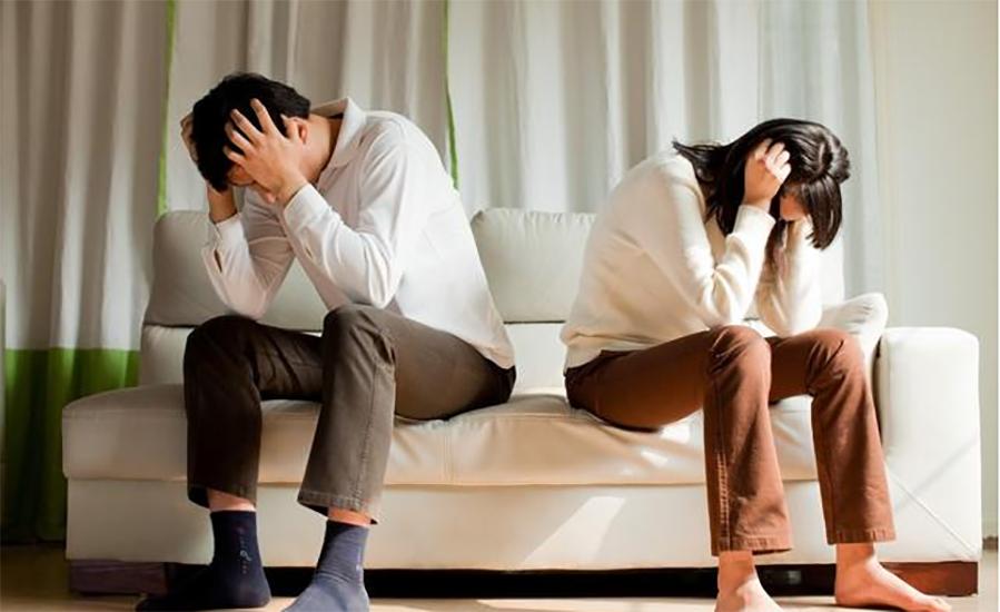 婚礼前夕新郎去世真相,新婚新郎离奇死亡婚礼变葬礼