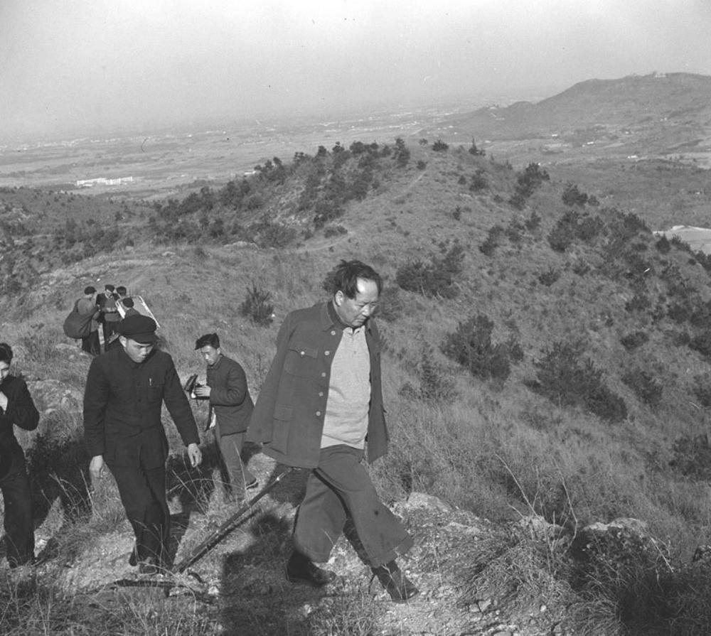 惊！日军日记曝光，*安妇慰**不顺从，日军竟用*刀刺**插入她的*体下**！