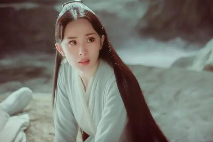 三生三世白浅跟墨渊断绝师徒关系,三生三世白浅抱着墨渊