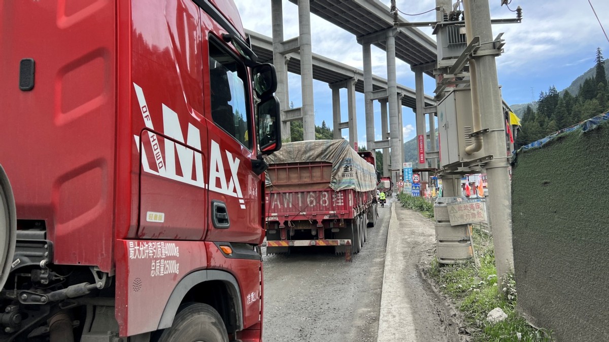 K叔大意刷马路，高人隐于三家寨|藏地骑行D7