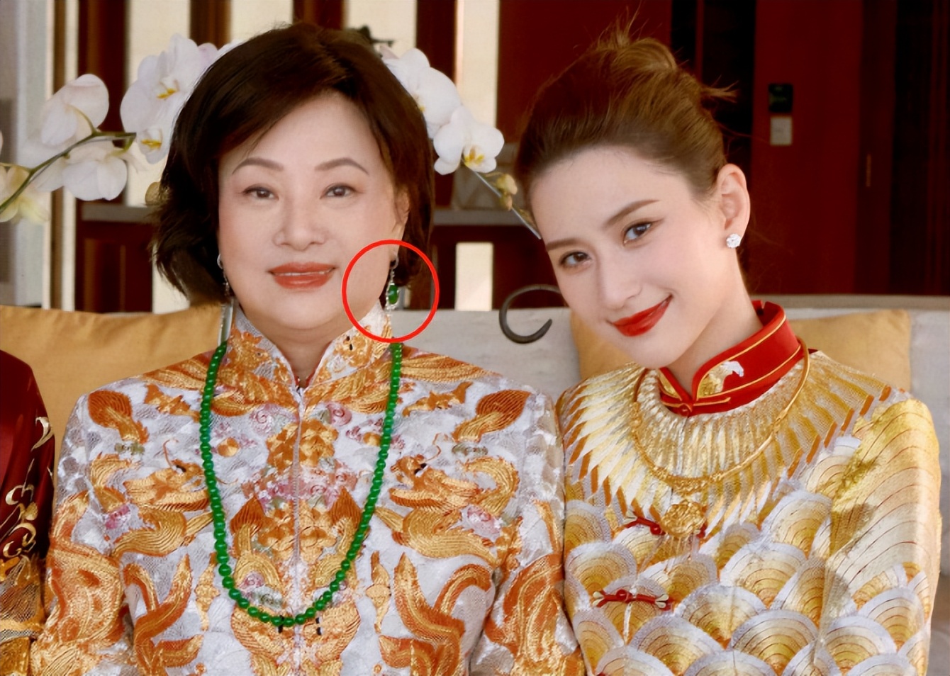 赌王四太三太翡翠项链对比,赌王三太翡翠项链