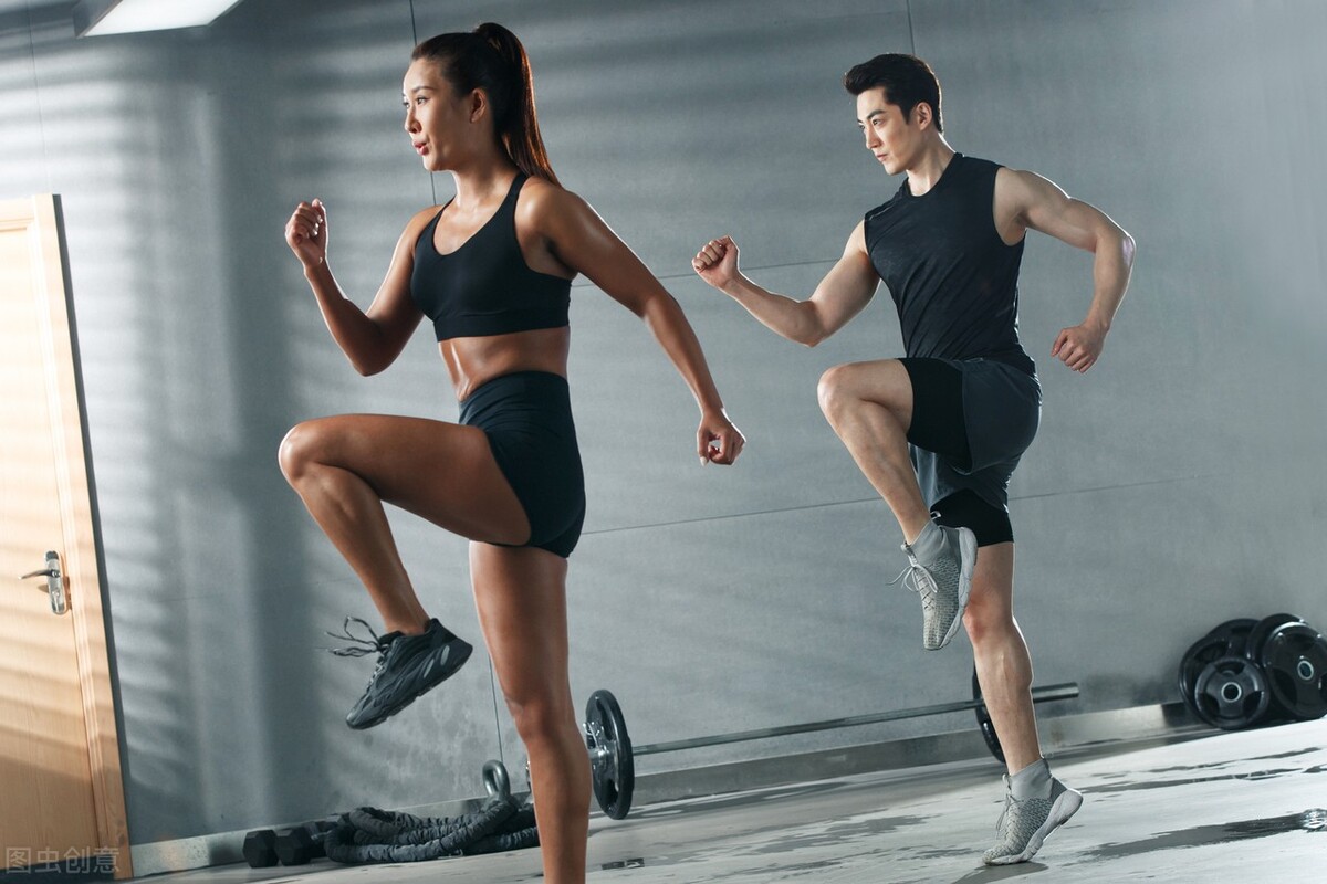 20分钟hiit高强度间歇性训练,4分钟hiit高强度训练全身减脂