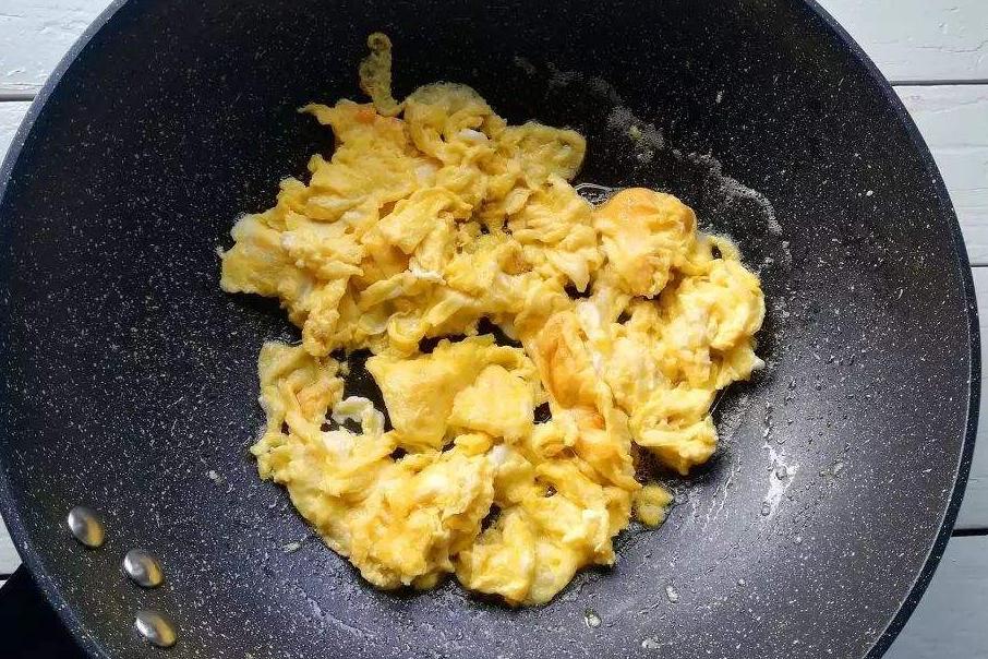 吃豆胜过吃肉六种养生豆家家都有,春吃豆赛过肉什么生肖