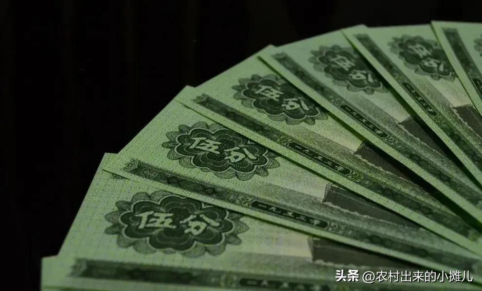 用元宝能叠成什么,元宝用两张纸叠好还是一张纸叠好