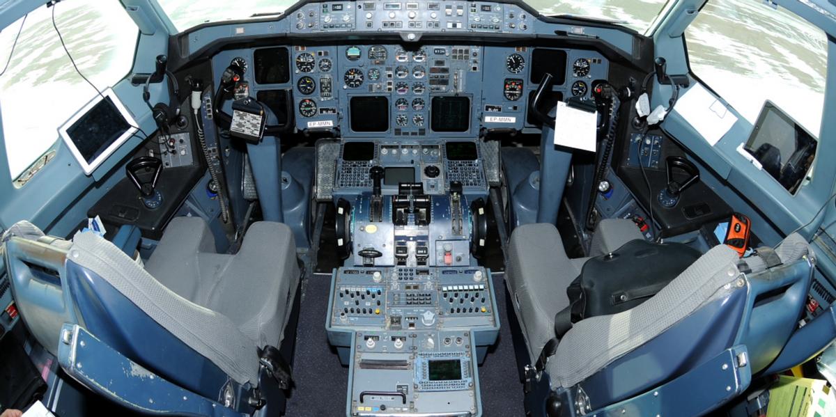 驾驶舱的父与子1994年俄罗斯国际航空593号航班