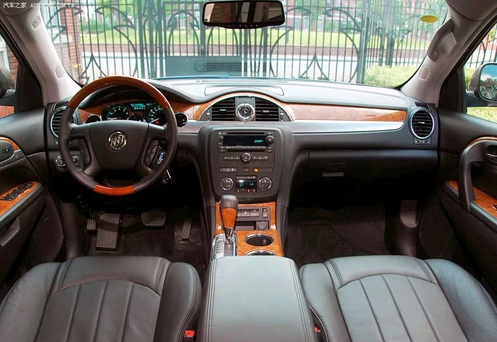 10年昂科雷油耗多少钱一公里,开了10年的昂科雷的真实油耗