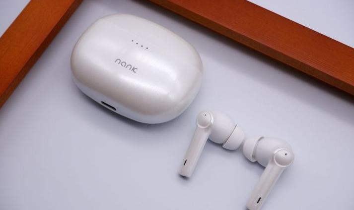 半入耳式蓝牙耳机哪些牌子最好,蓝牙耳机推荐排行榜半入耳式