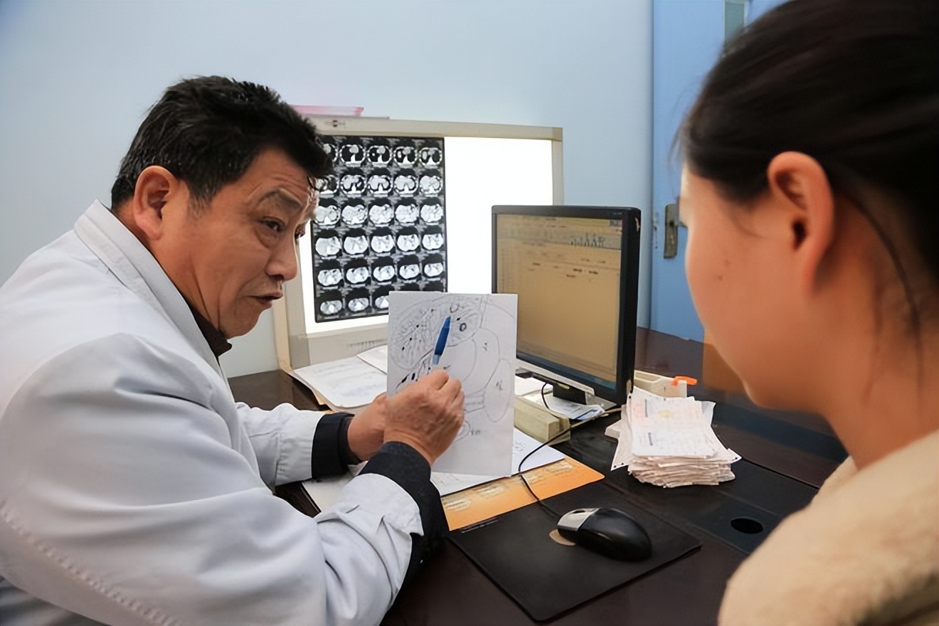 体检报告单中“转氨酶”偏高，意味着什么？医生揭晓真相