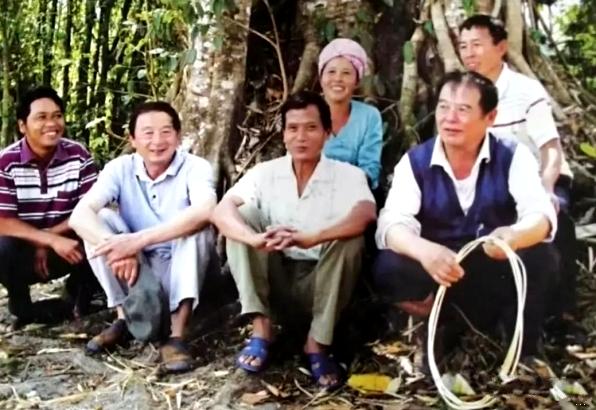 走过知青企业家——高层清洗第一人、知青当上傣族村长