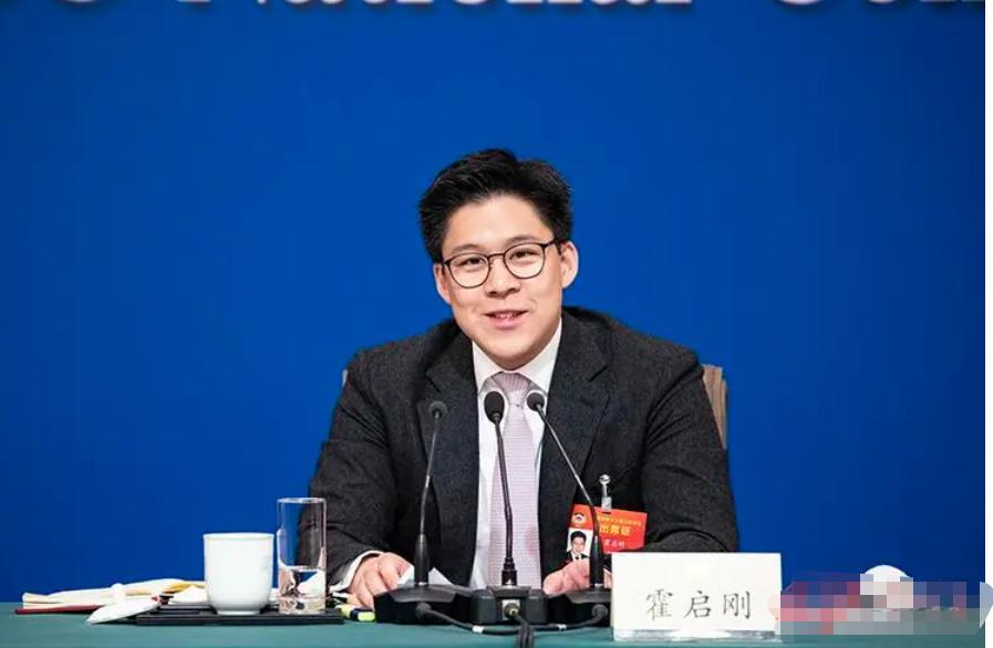 郭晶晶为什么嫁入豪门后眼神迷离,郭晶晶能在千亿豪门受宠真相揭秘