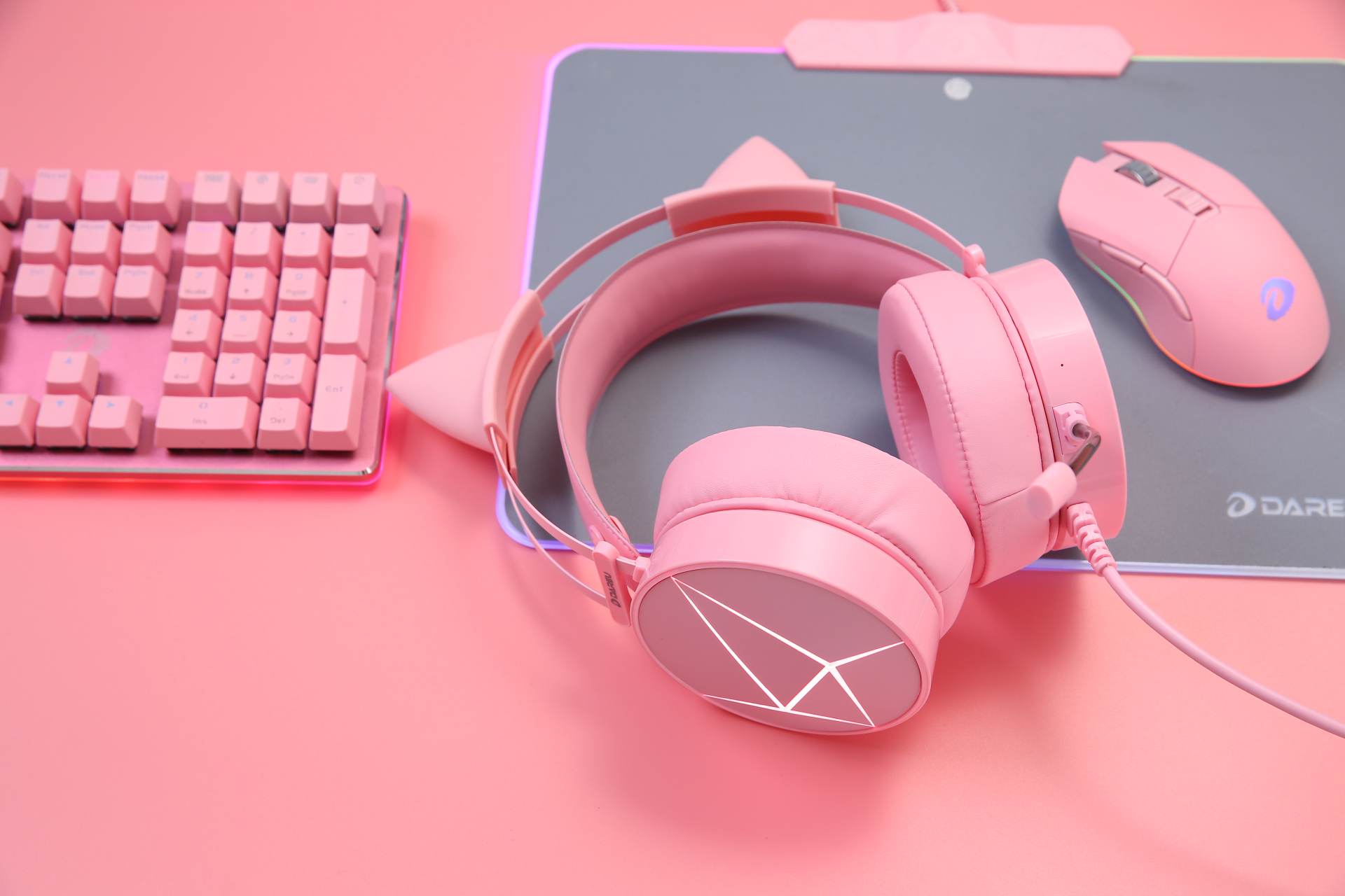 一百元游戏耳机头戴式推荐达尔优,达尔优eh719耳机玩绝地求生