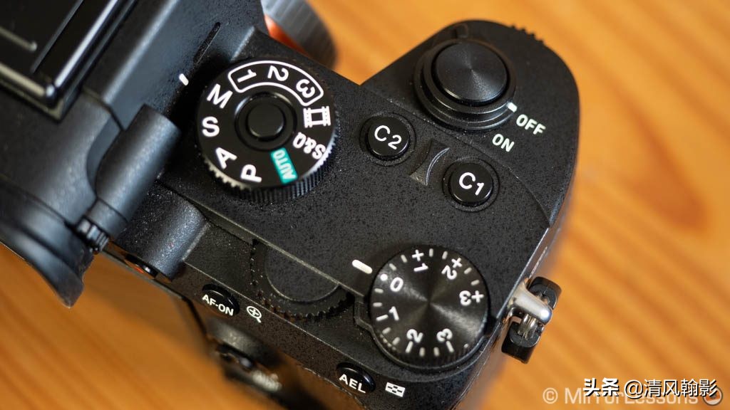 拍鸟用尼康d6好还是z7ii好,拍鸟买r6还是r5