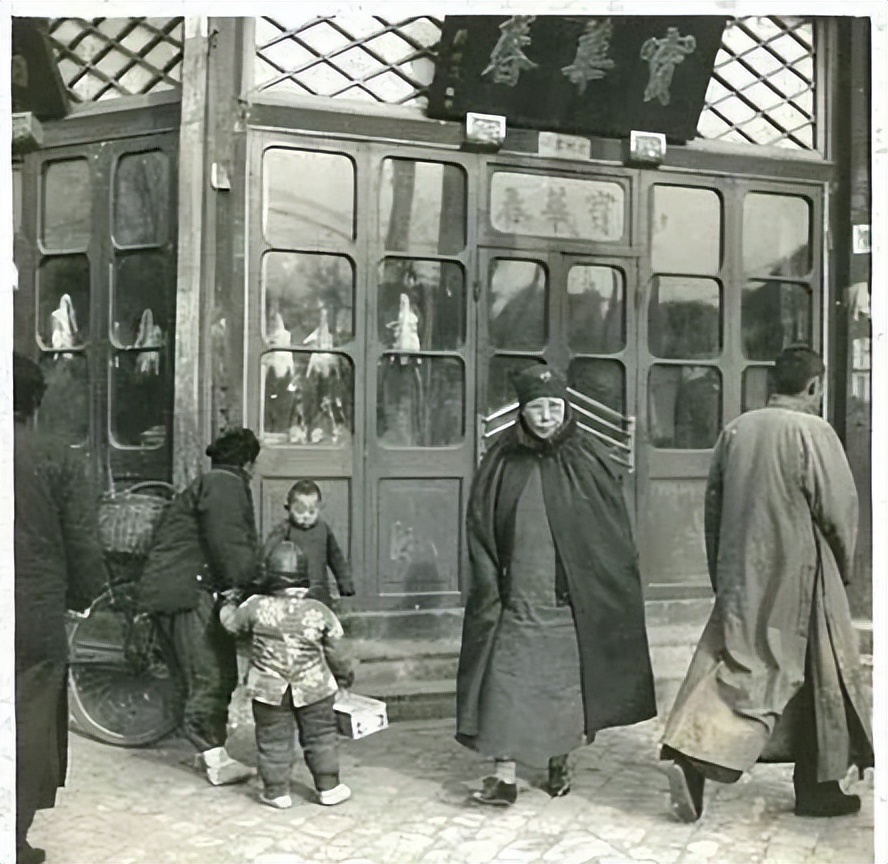 王府井是北京的什么位置,北京的王府井还有井吗