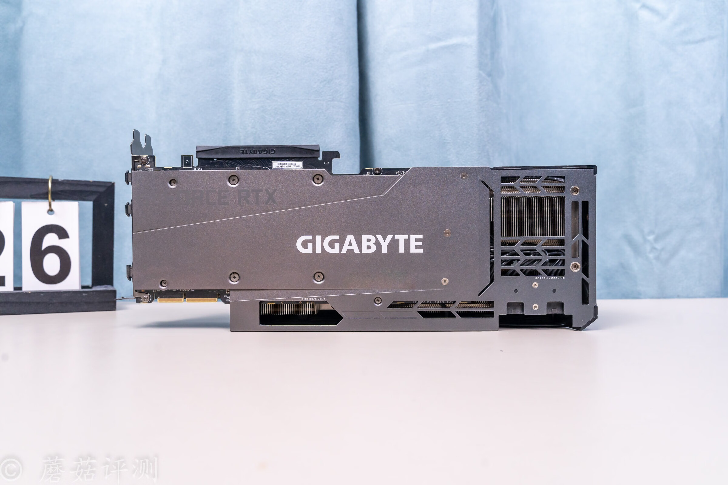 技嘉3090ti水雕显卡,技嘉rtx4090魔鹰oc怎么样