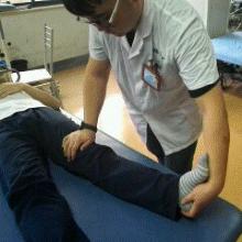 偏瘫患者下肢痉挛的训练方法,偏瘫患者常用肌肉牵伸方法