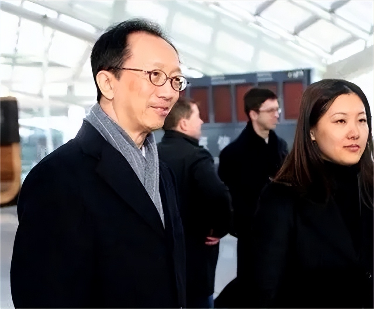 24岁跳水皇后为什么嫁50岁老公,三代跳水皇后齐聚