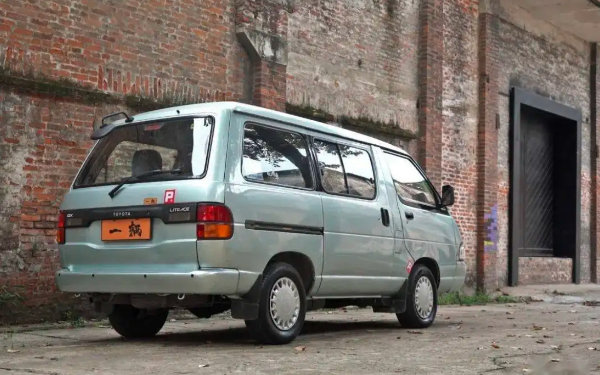 五座客货两用面包车能拉货拉人不,面包车不能拉人也不能拉货