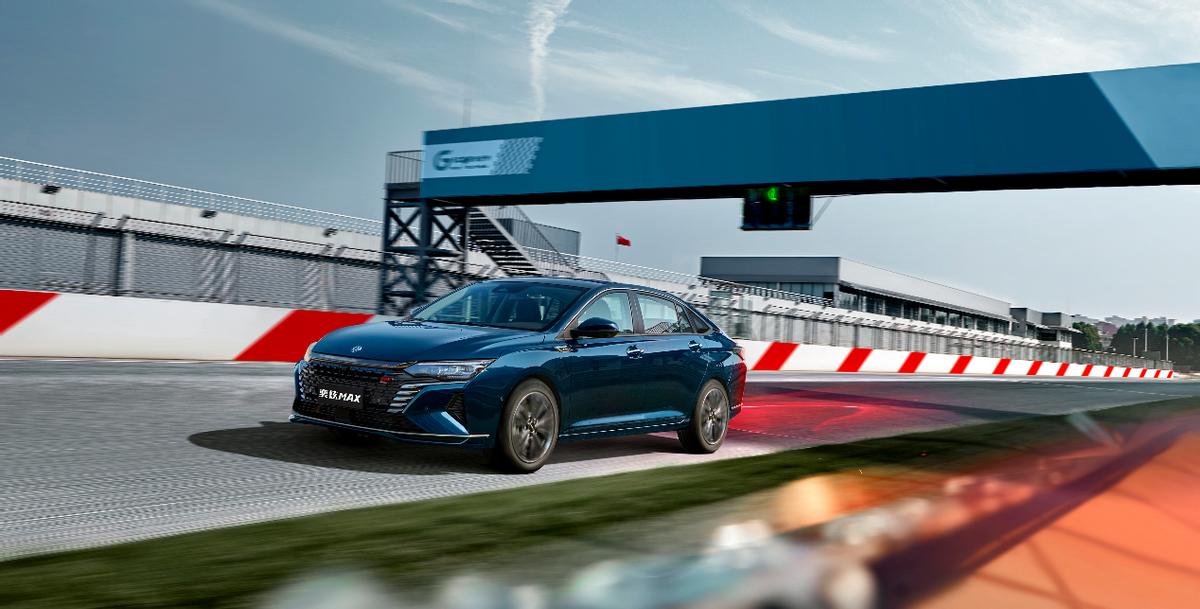 十万元就能买到B级轿车的享受，这款车的越级实力真香！