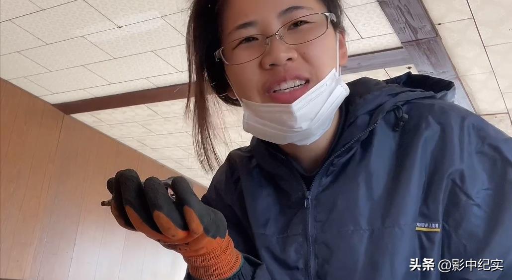 江苏收破烂美女,中国女子日本收破烂买小岛