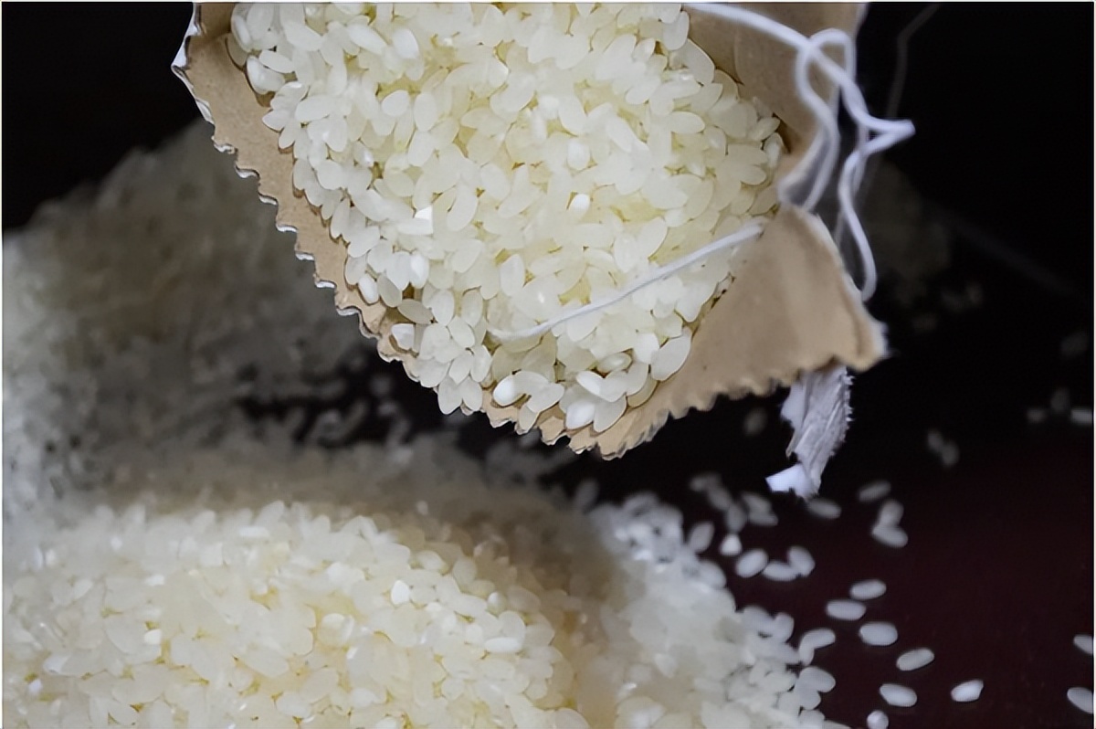 中国电饭煲和日本制造,日本电饭煲制造技术