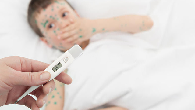 扁桃体发炎总是同一个地方,扁桃体经常发炎是不是腺样体肥大