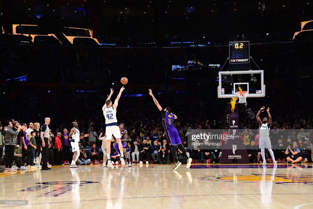 今日nba球鞋上脚一览,最不可思议的nba上脚球鞋