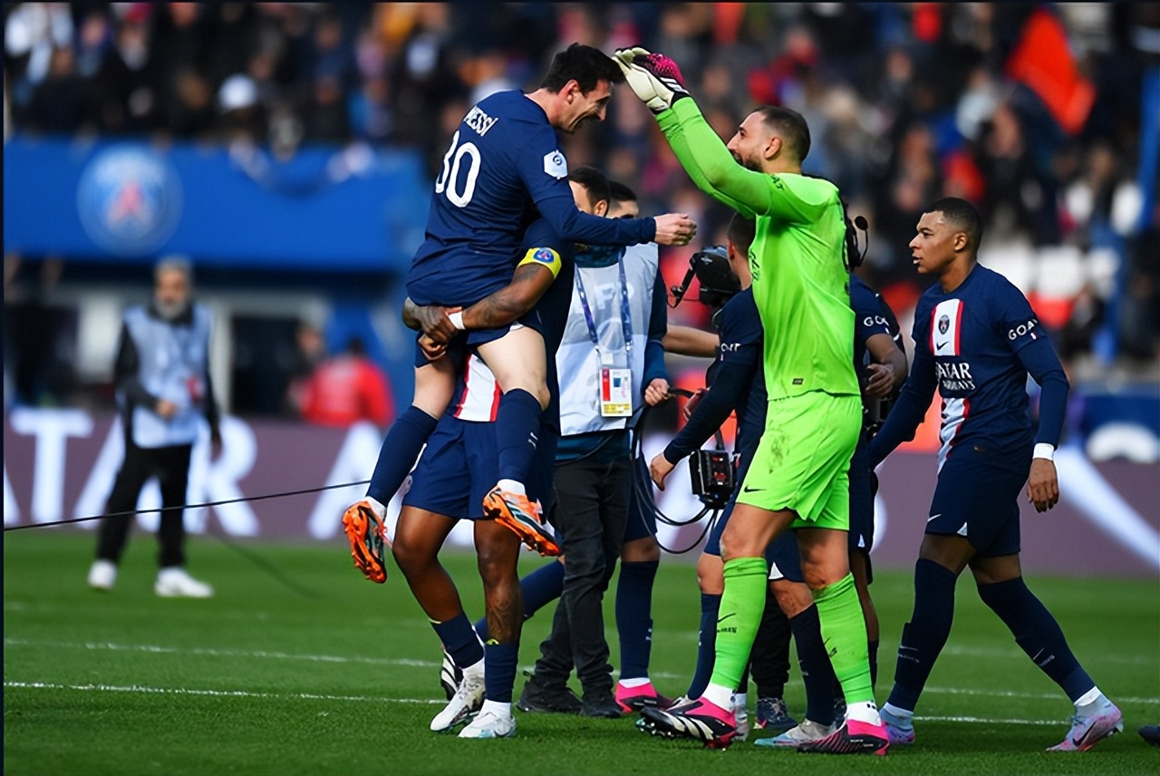 梅西的30震惊世界的无解瞬间,梅西的身体素质有多强