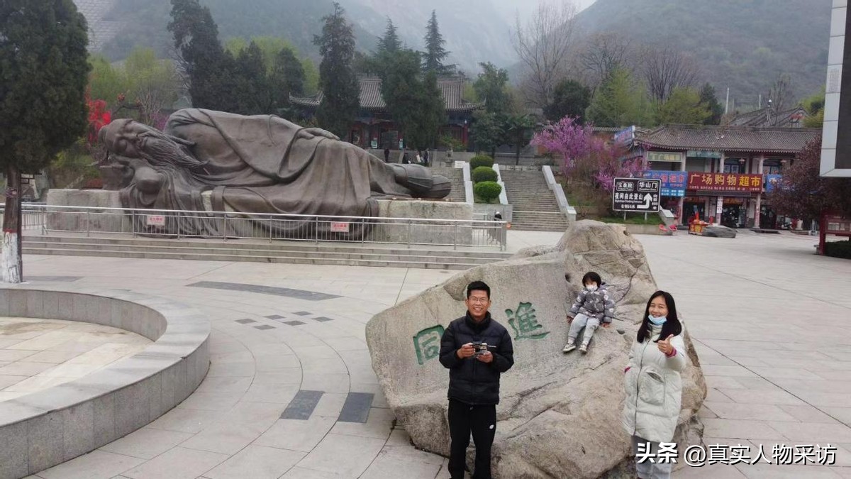 我，陕西姑娘，创业破产后，带女儿2年穷游20省，曾一天赚千元