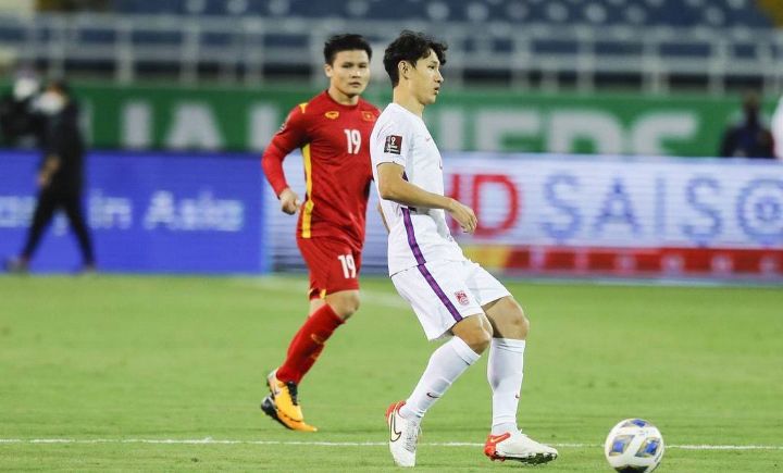 要打出自己的风格,国足进攻要有变化,防守针对性要加强