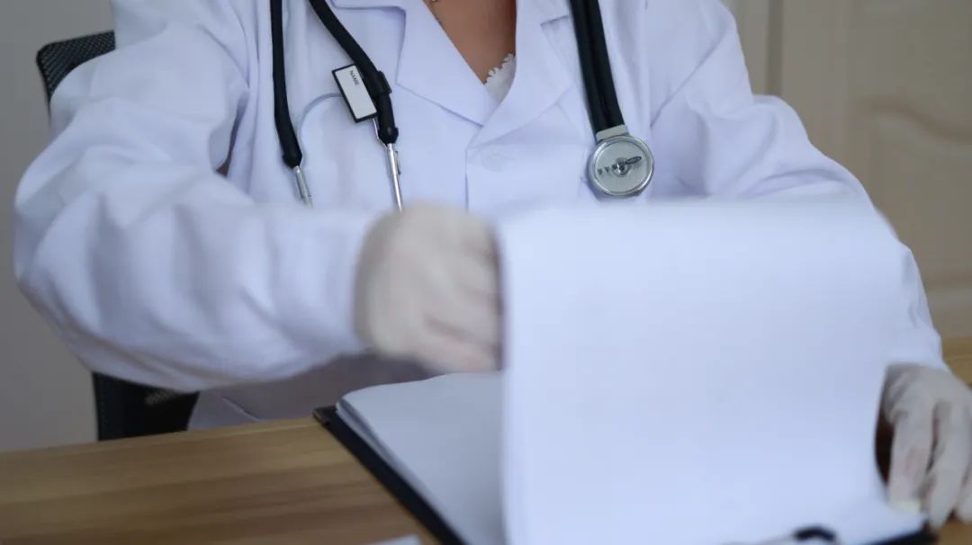 怎么缓解腰痛不能弯腰,腰痛受不了怎样才能减轻疼痛