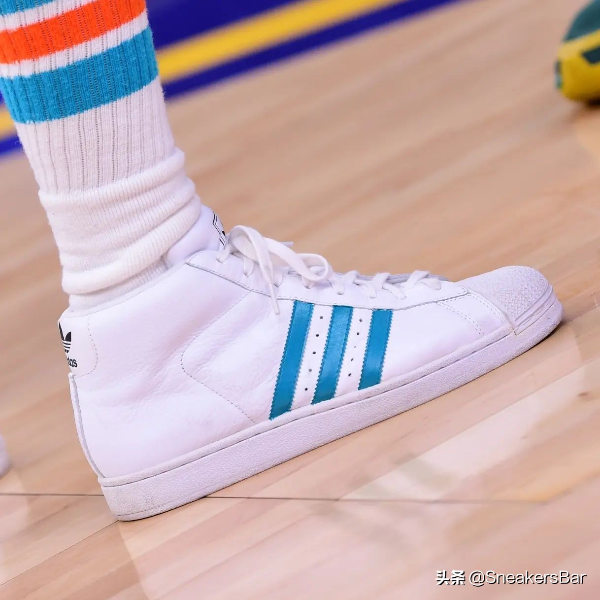 今日nba球星上脚球鞋一览2019,nba球星球鞋每日上脚詹姆斯