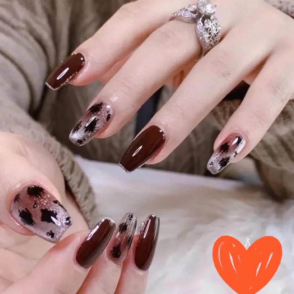 秋冬纯色美甲显白高级跳色高清,夏日美甲显白短甲可爱卡通儿童