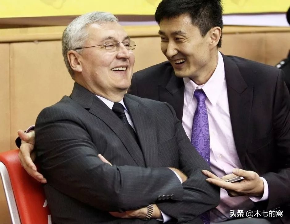 中国男篮聘请外国教练吗,中国男篮国家队主教练外教