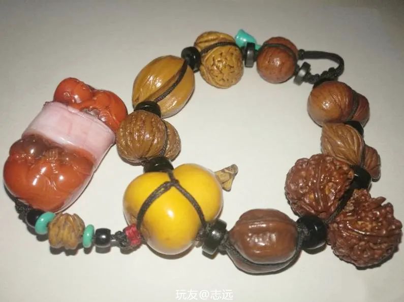 与众不同的双棒文玩，是时尚达人追求的最终目标