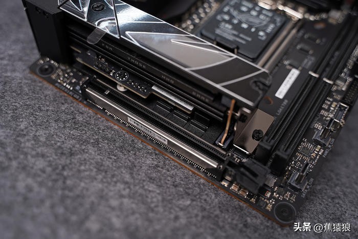 rog姘村喎z790瑁呮満,rogz790姘村喎涓绘満