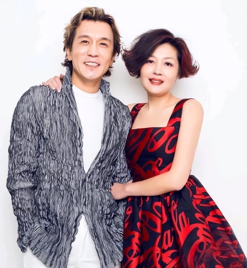 哈文“无脑规则”坑惨央视，赵本山痛苦回忆11年前的错误